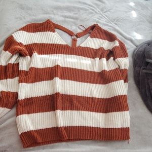Sweater orange and white stripped